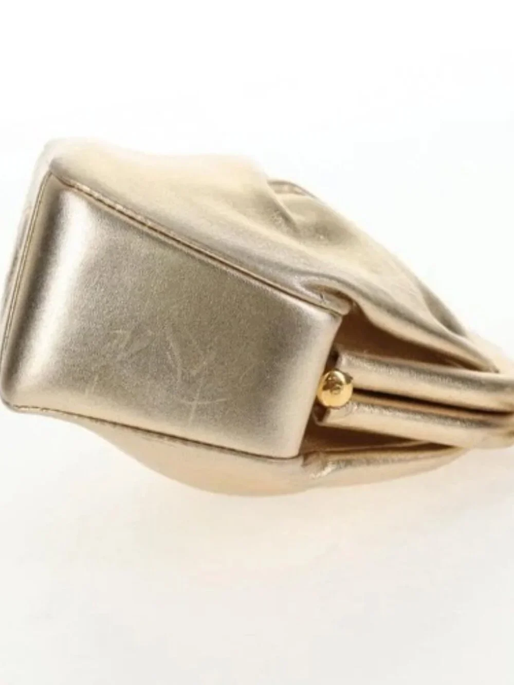 CHANEL Chain Shoulder Bag Leather Gold CC Auth 139977SAV